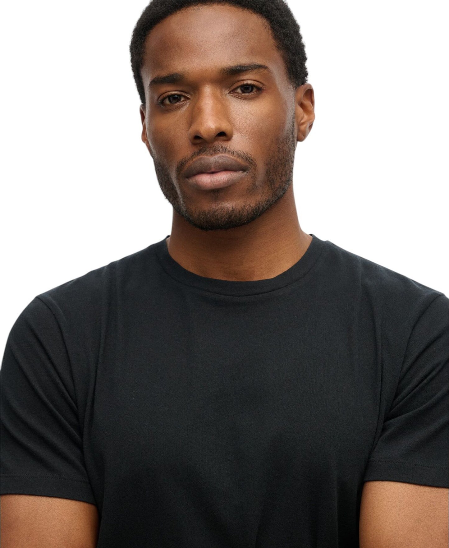 Classic Essential T-Shirt (1)