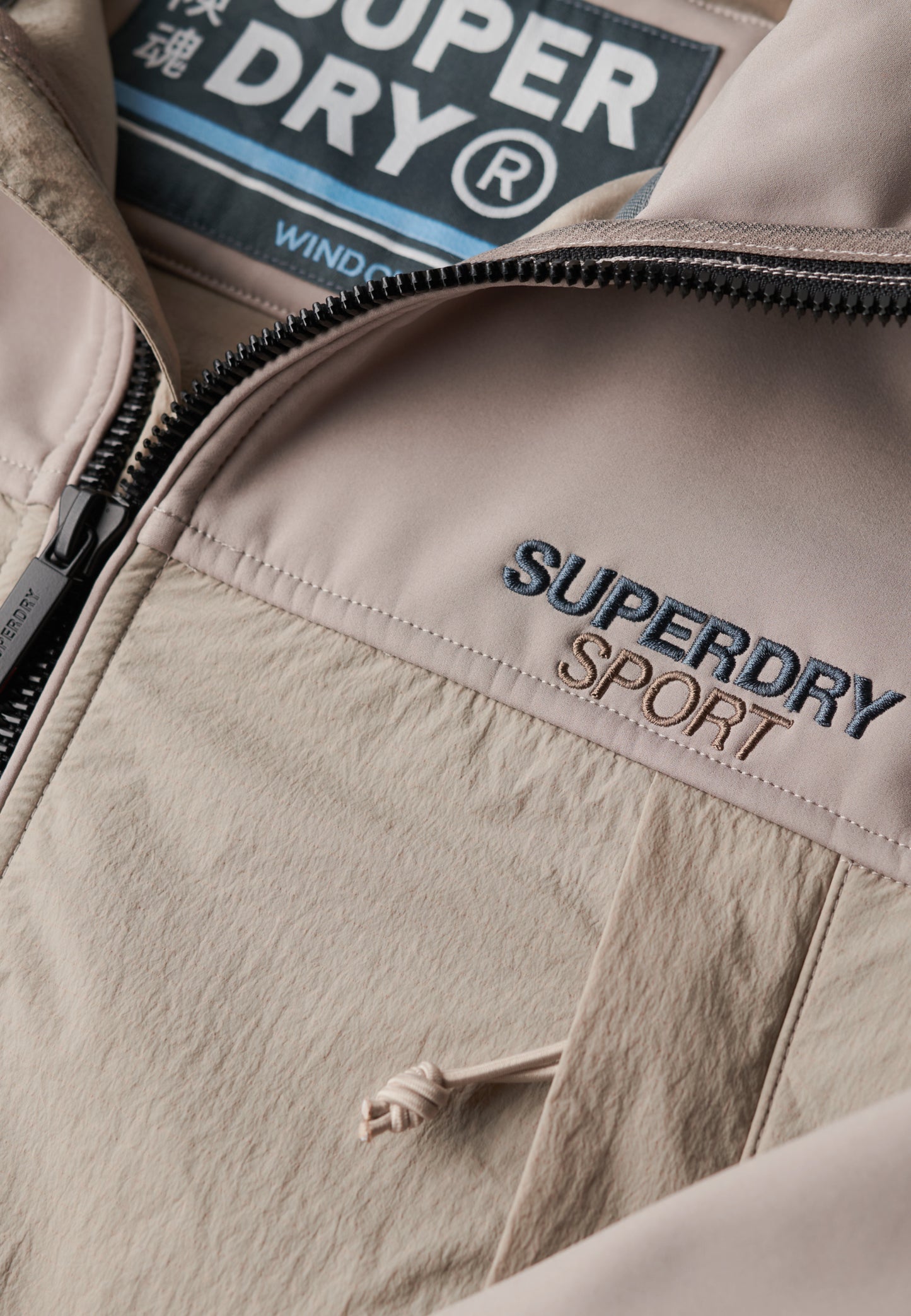 Hooded Hybrid Trekker Jacket (2)
