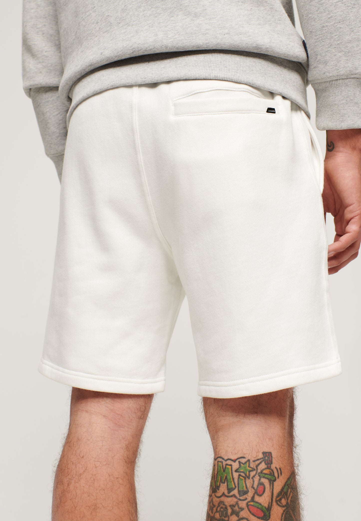 Sportswear Embossed Loose Shorts (2)
