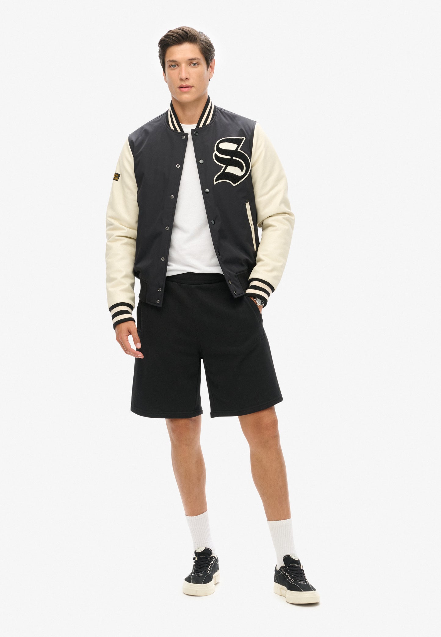 Essential Logo Jersey Shorts (2)