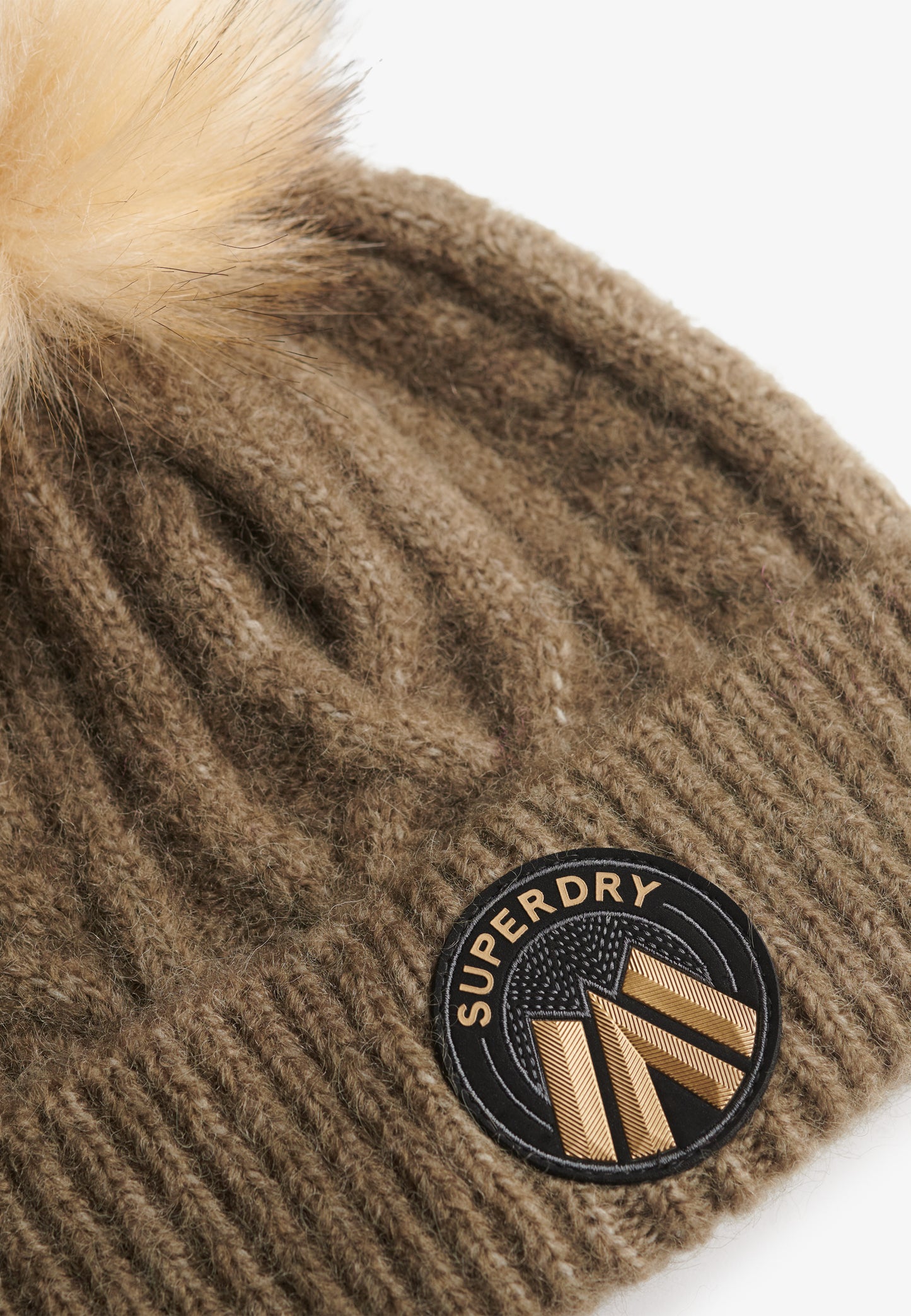 Cable Luxe Knit Beanie Hat (3)