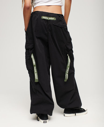 Vintage Baggy Parachute Pants (2)