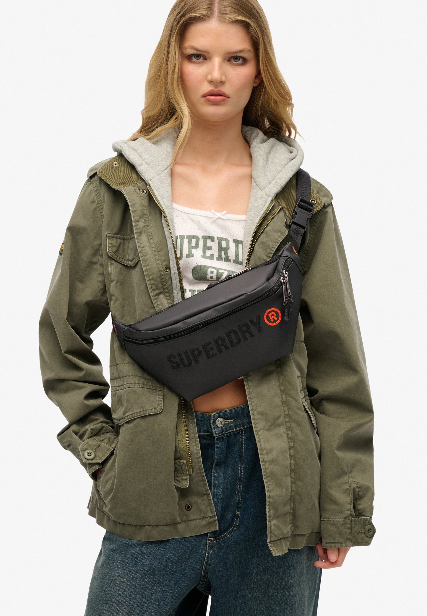 Tarp Core Bumbag (1)