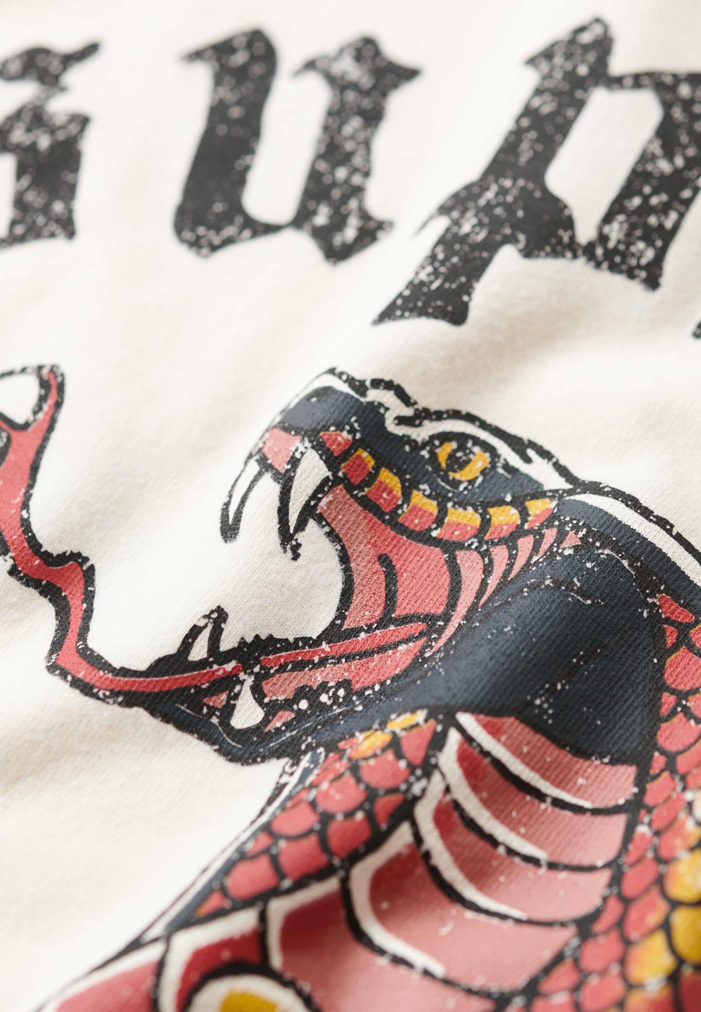 Tattoo Graphic Loose T Shirt (2)