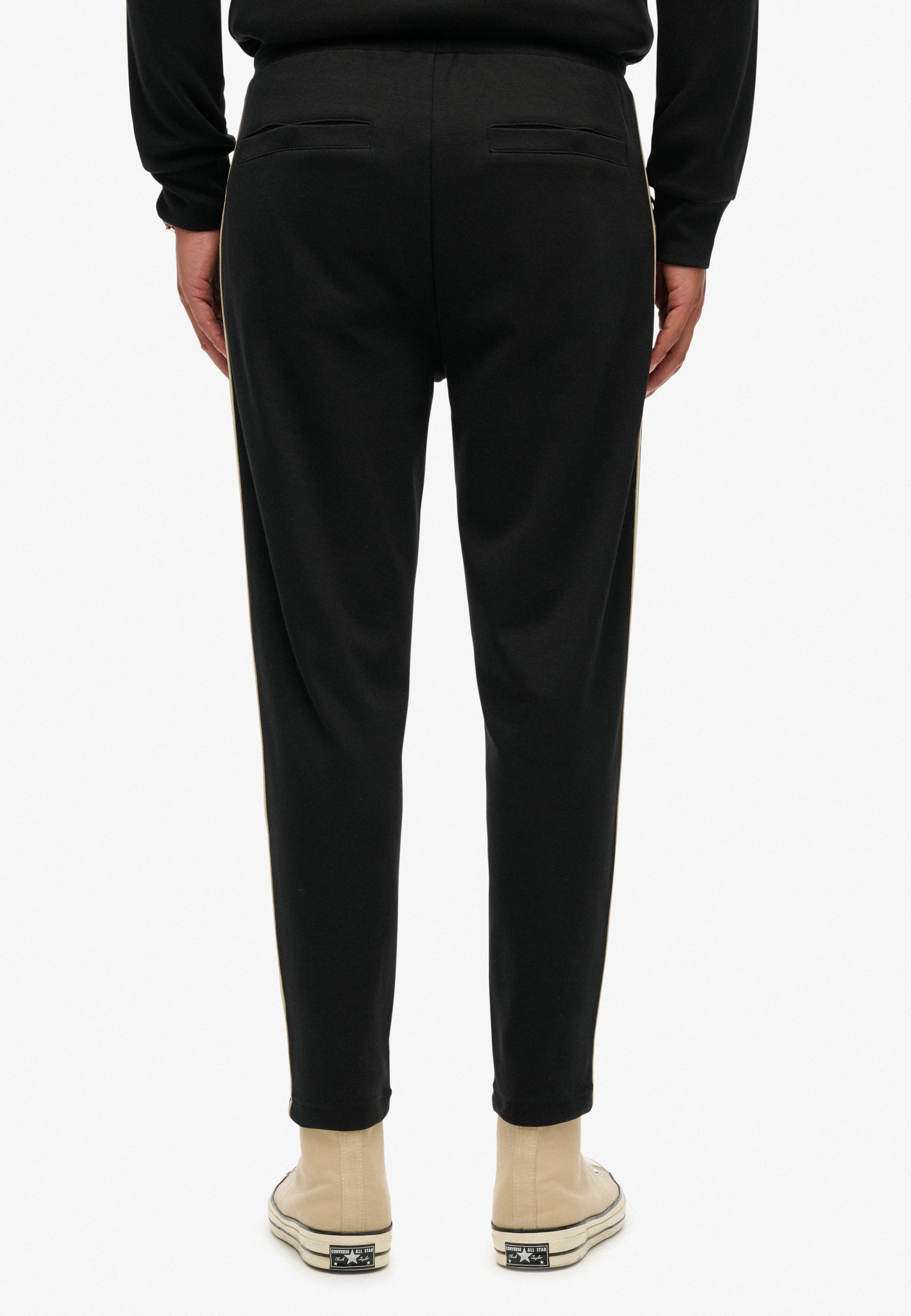 Tech Cult Joggers (4)