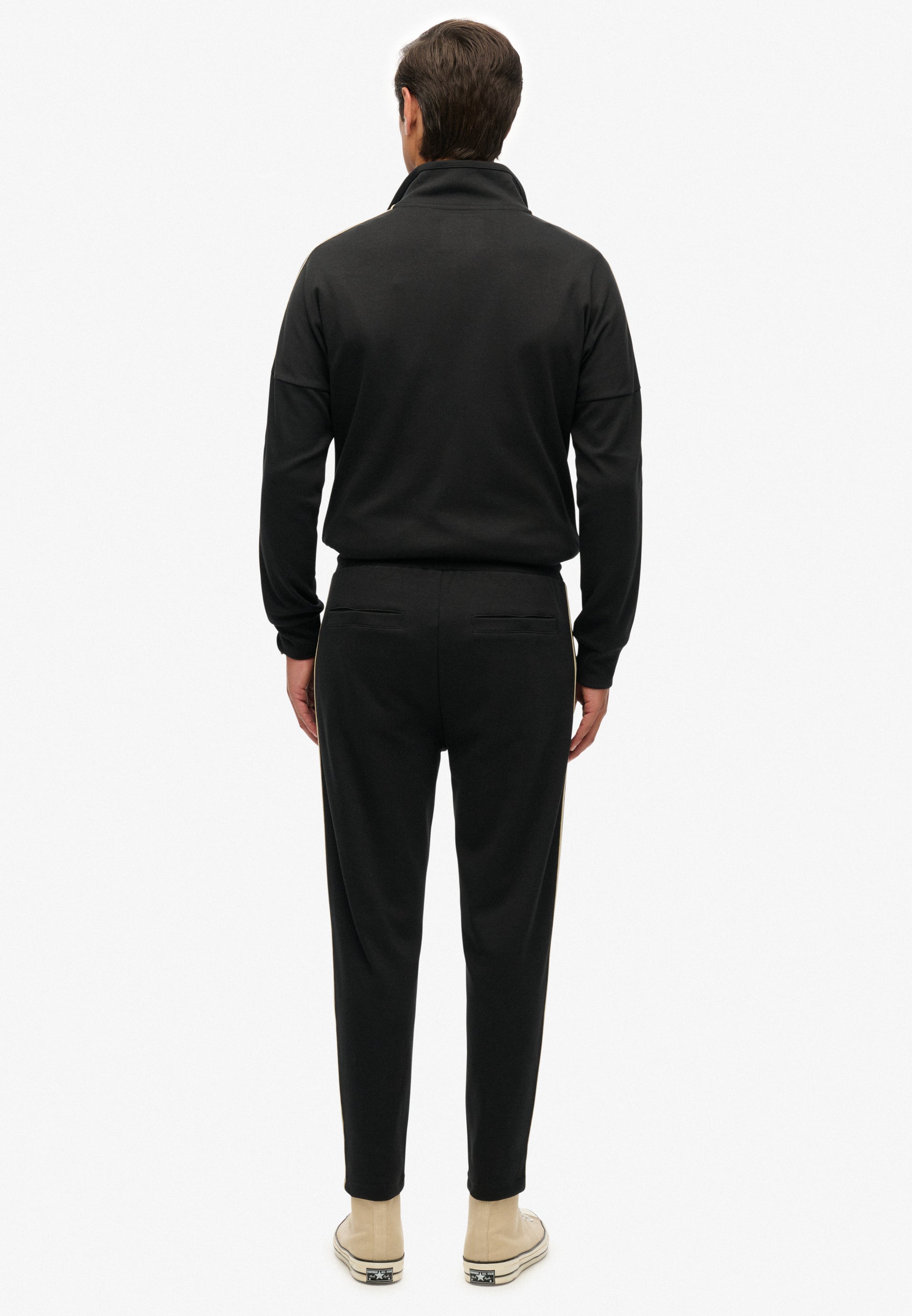 Tech Cult Joggers (2)