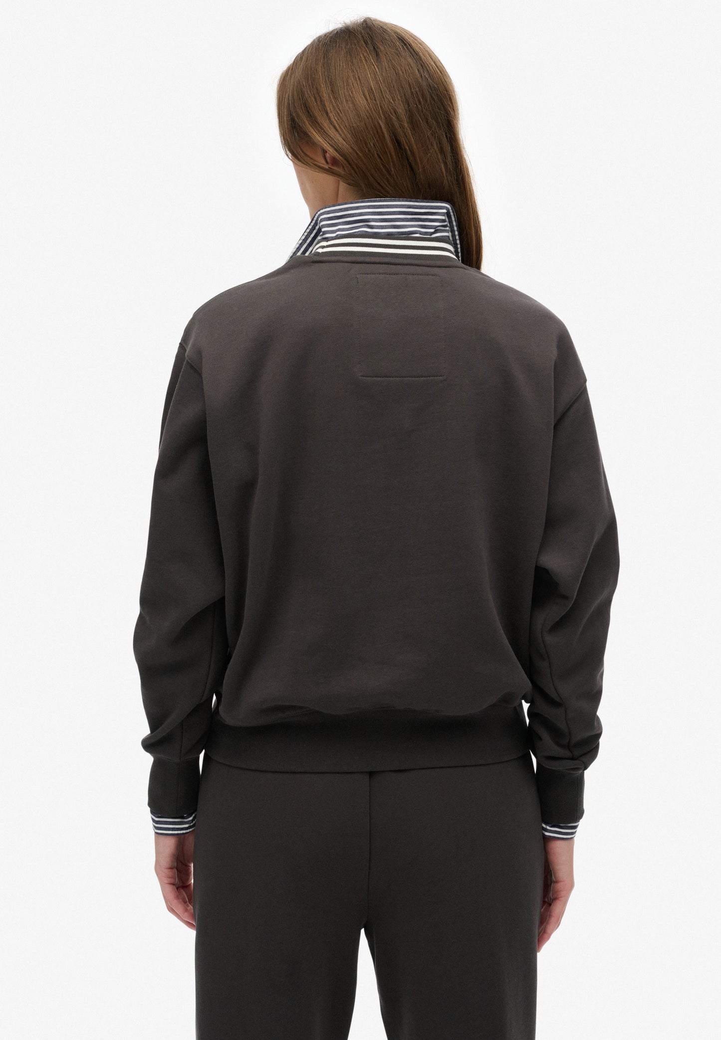 Country Club Loose Crew Sweatshirt (2)