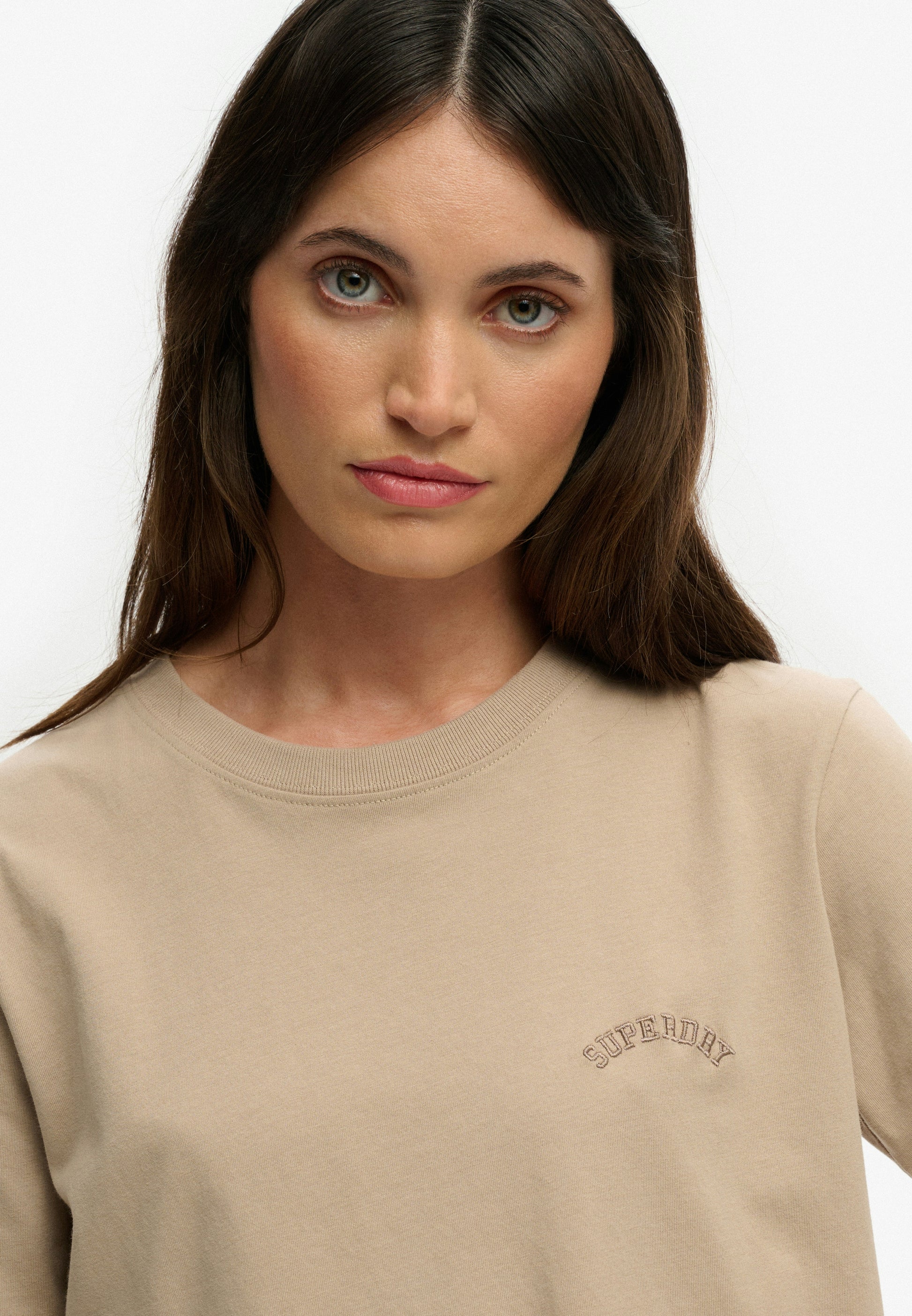 Essential Logo Embroidered T-Shirt (4)