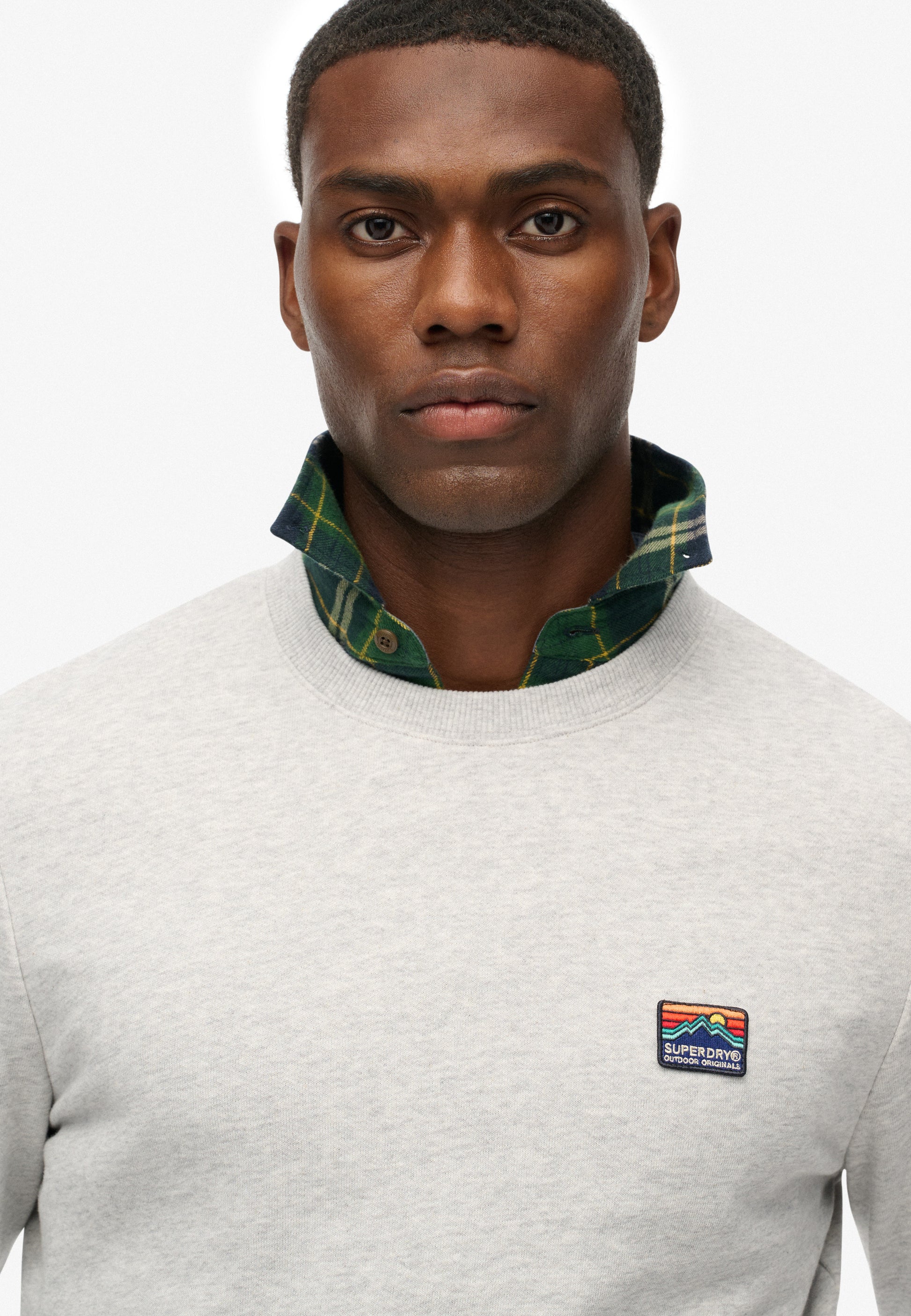 Great Outdoors Embroidered Sweatshirt (3)