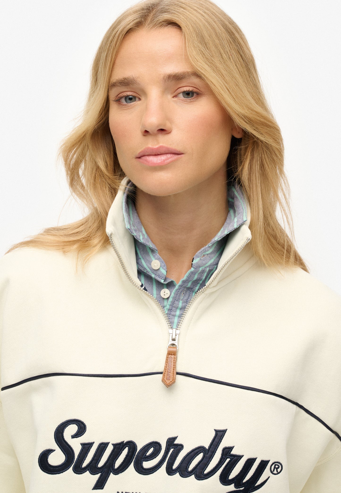 Country Club Half Zip Sweatshirt (3)