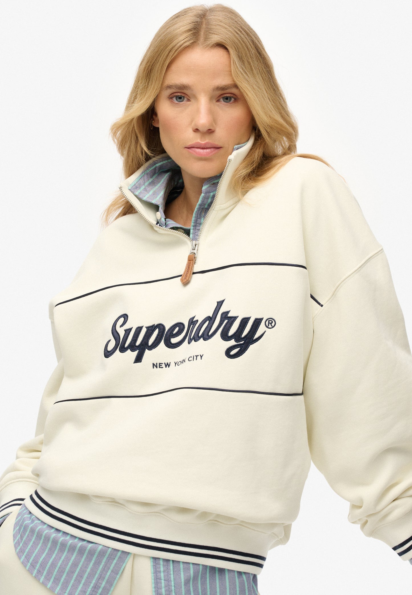 Country Club Half Zip Sweatshirt (4)