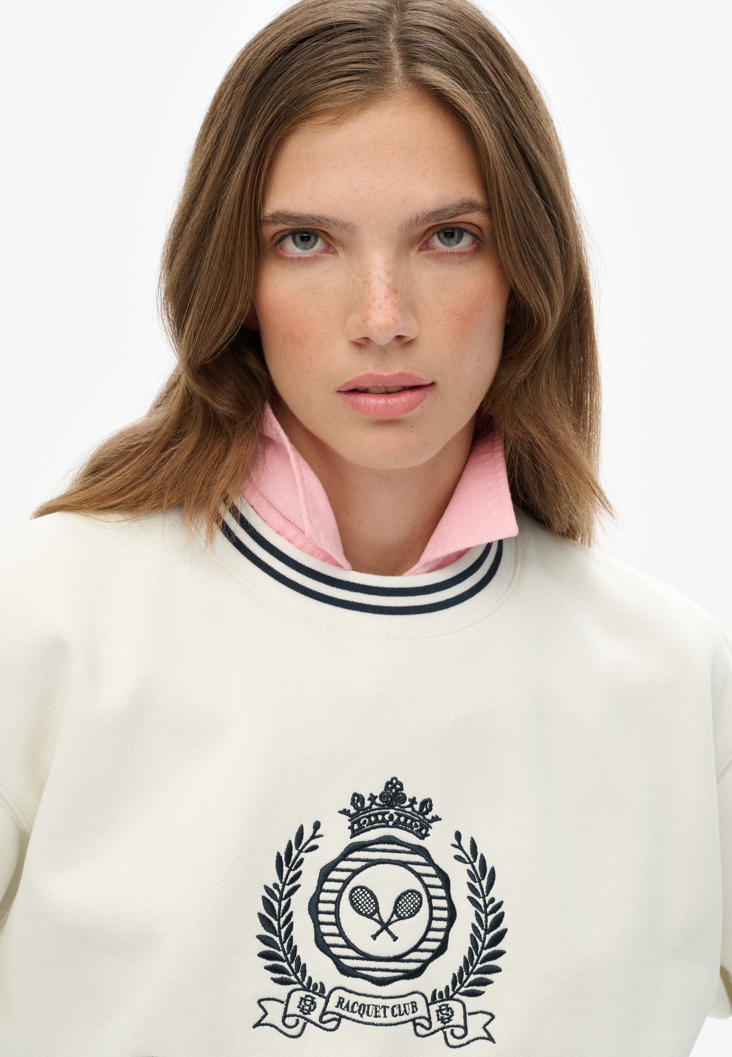Country Club Loose Crew Sweatshirt (4)