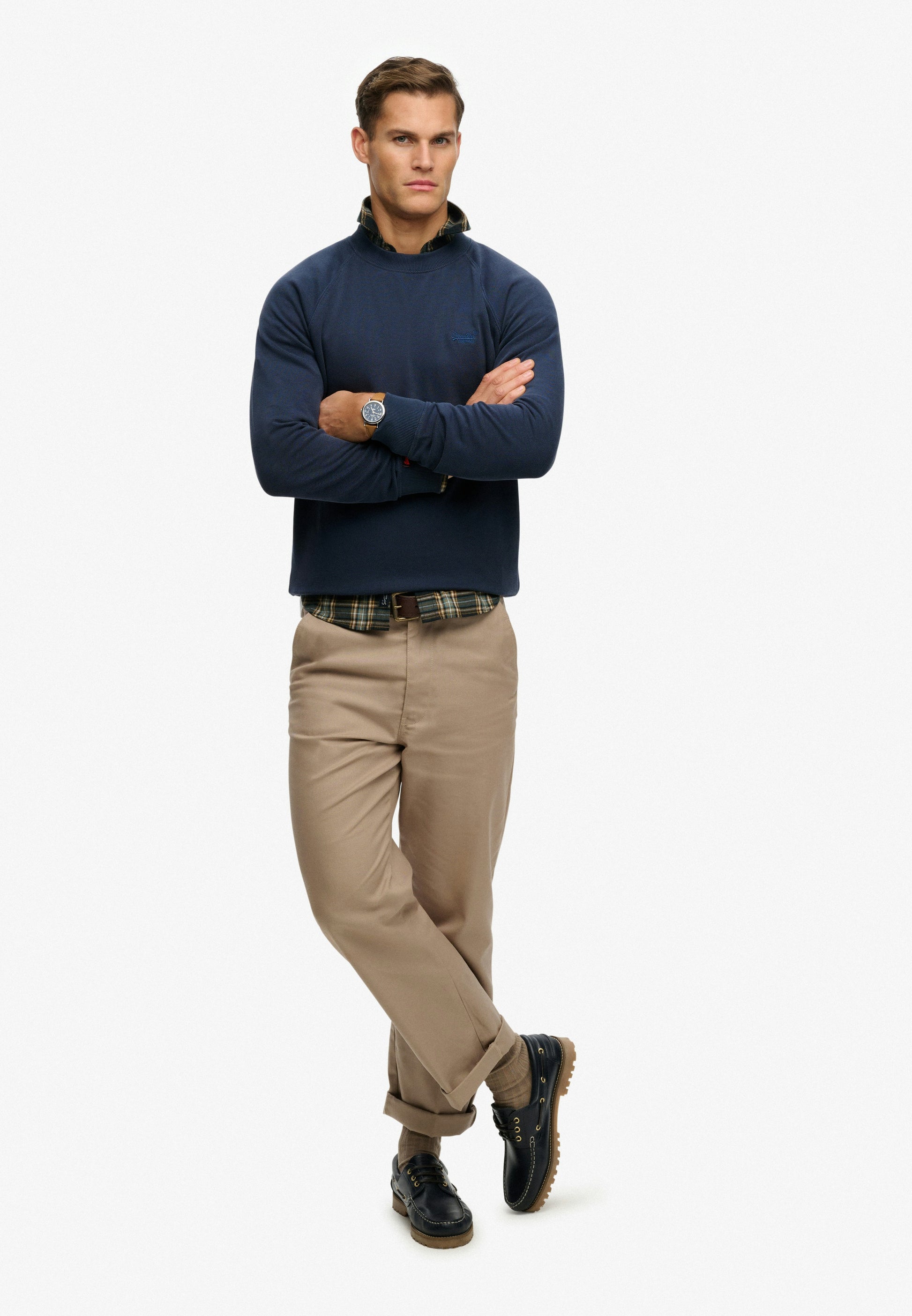 Essential Logo Raglan Crew (5)