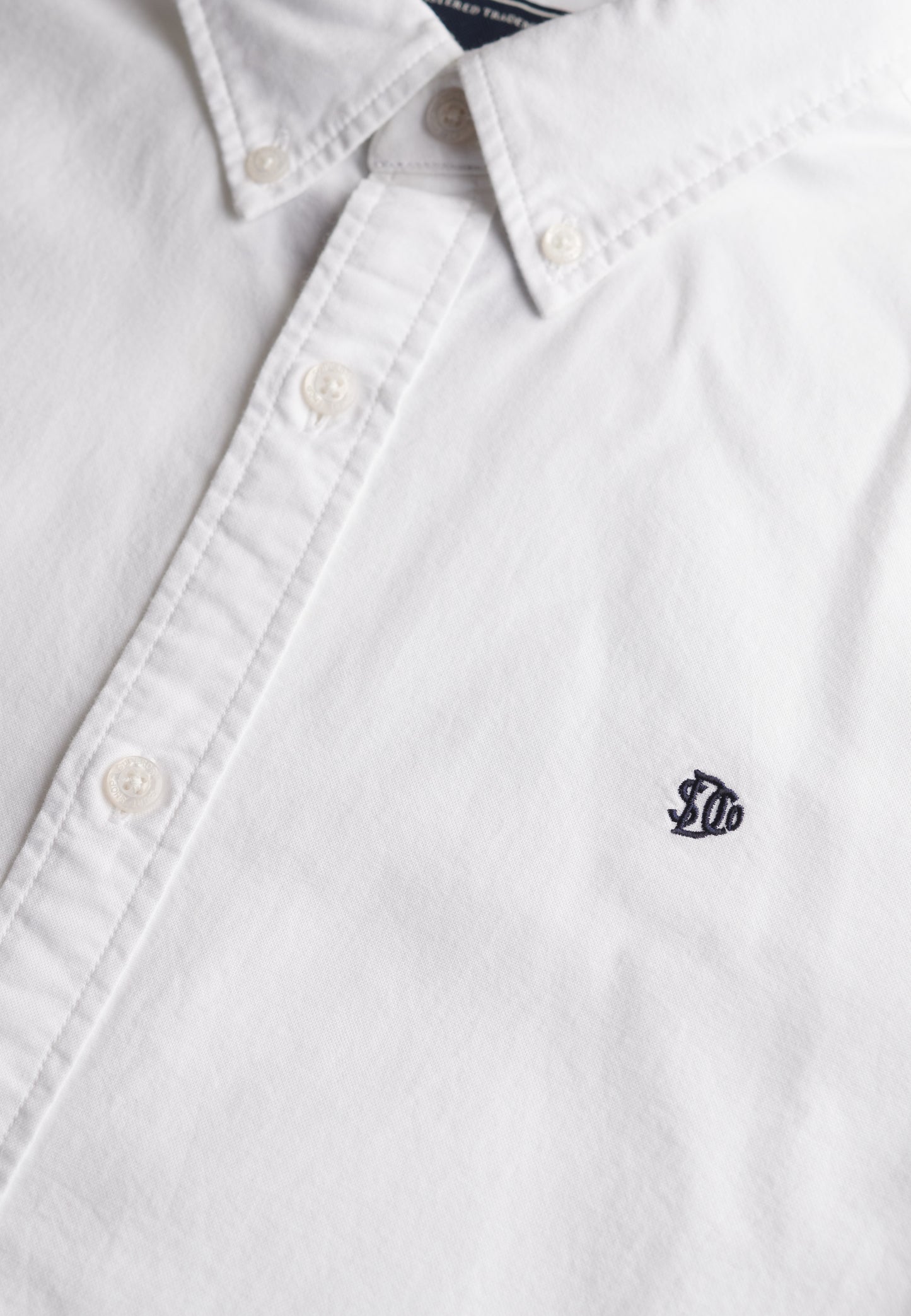 Classic Oxford Long Sleeve Shirt (5)