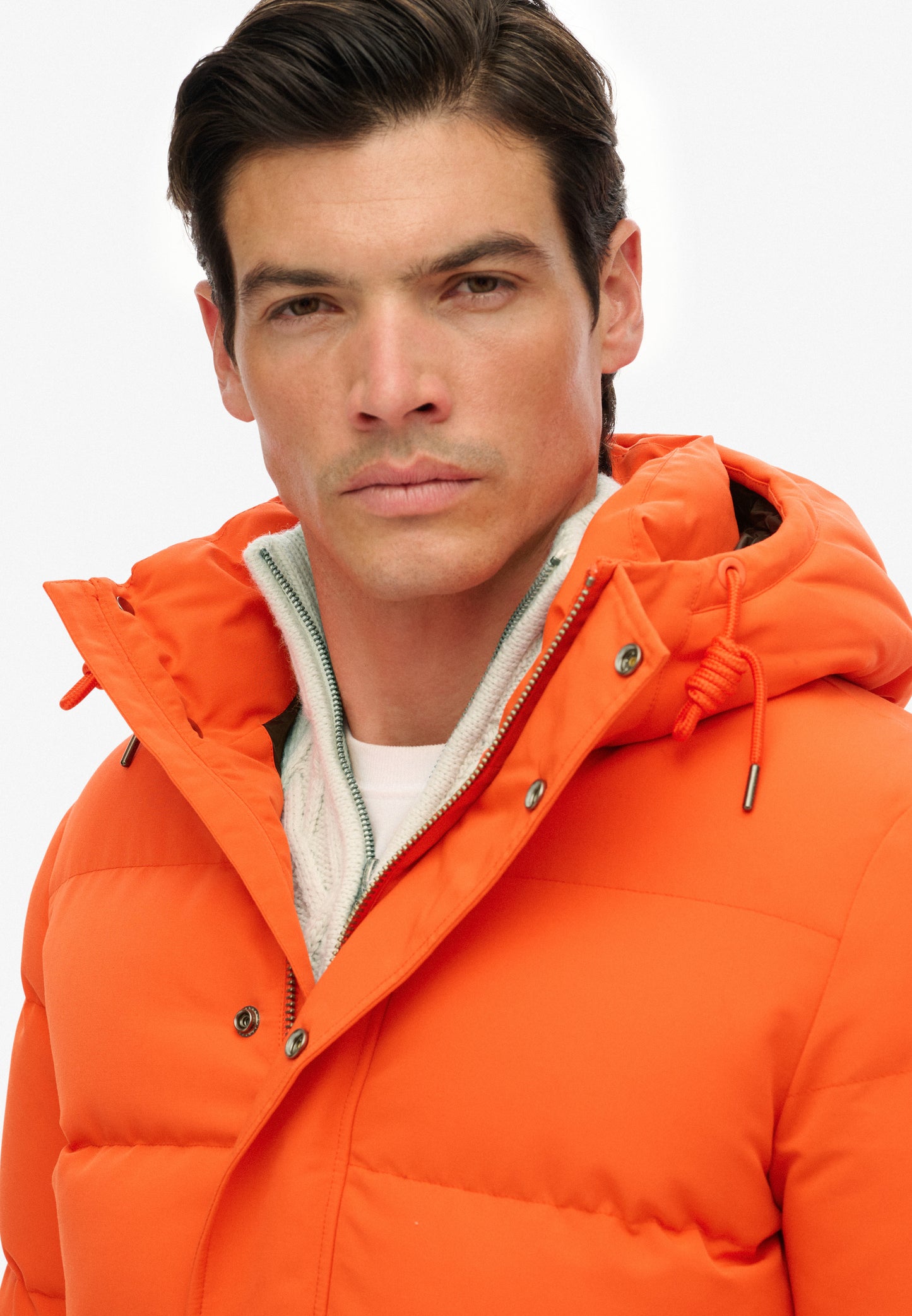Everest Short Hooded Puffer Jacket (5)