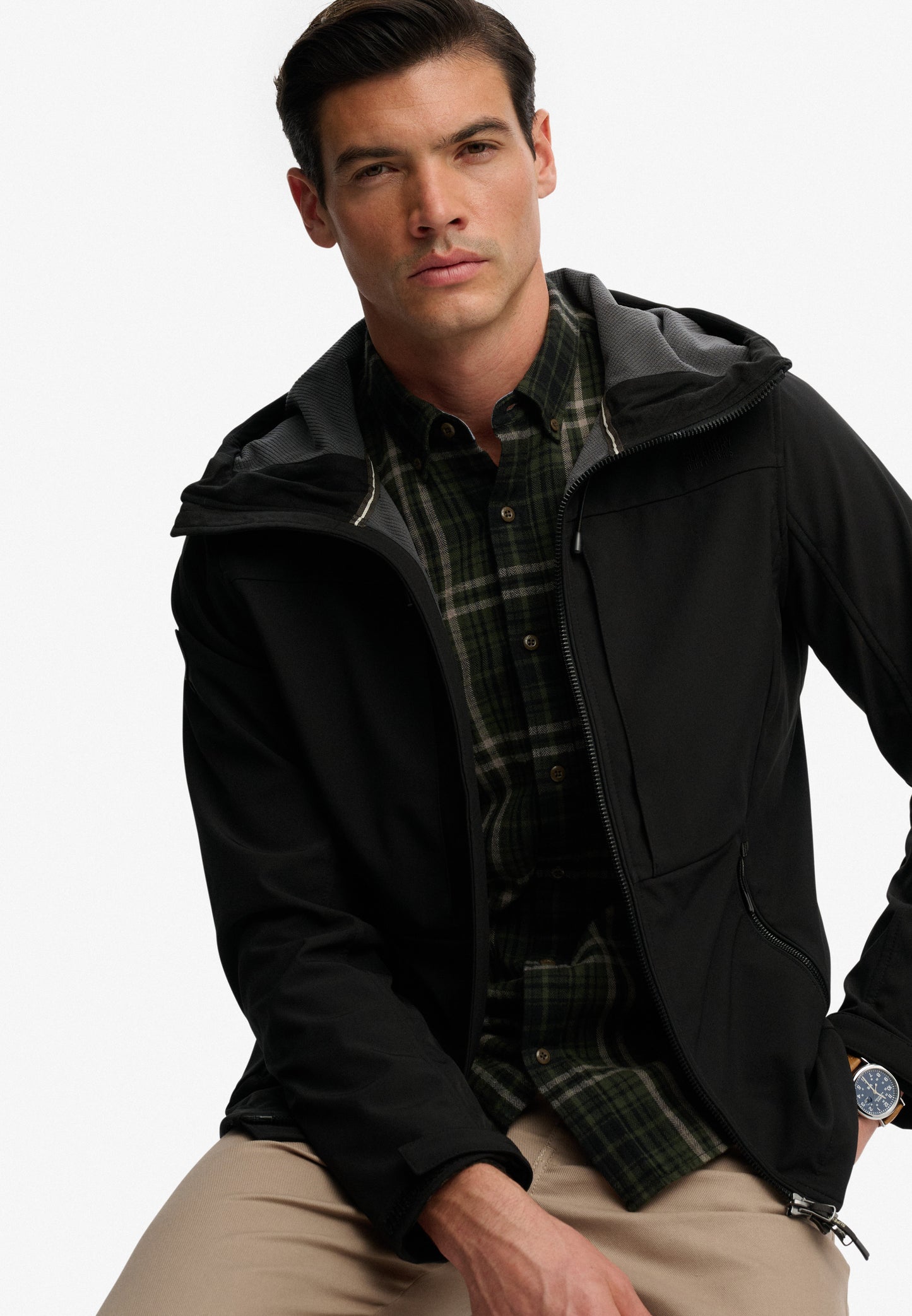 Hooded Softshell Trekker Jacket (3)