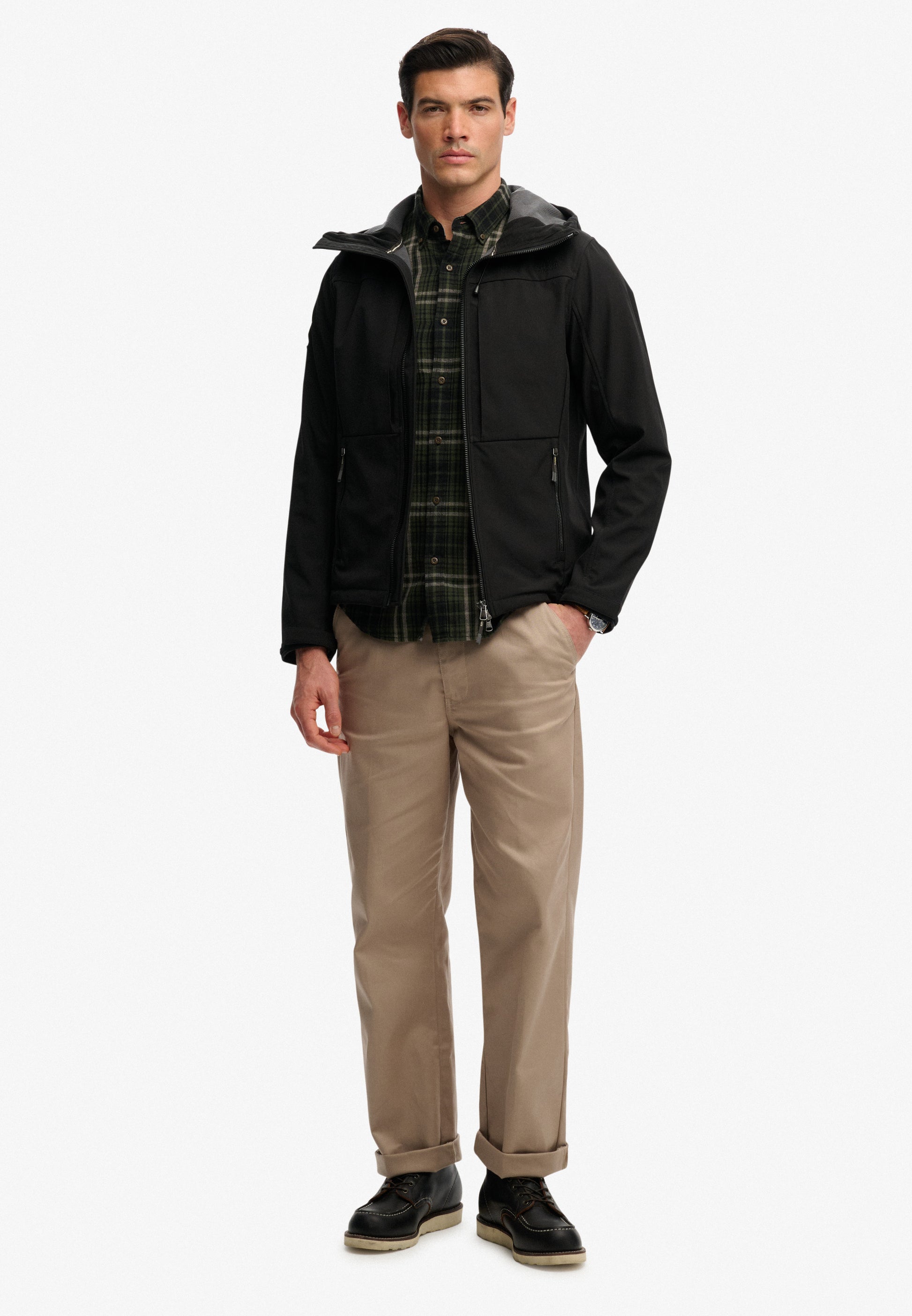 Hooded Softshell Trekker Jacket (4)
