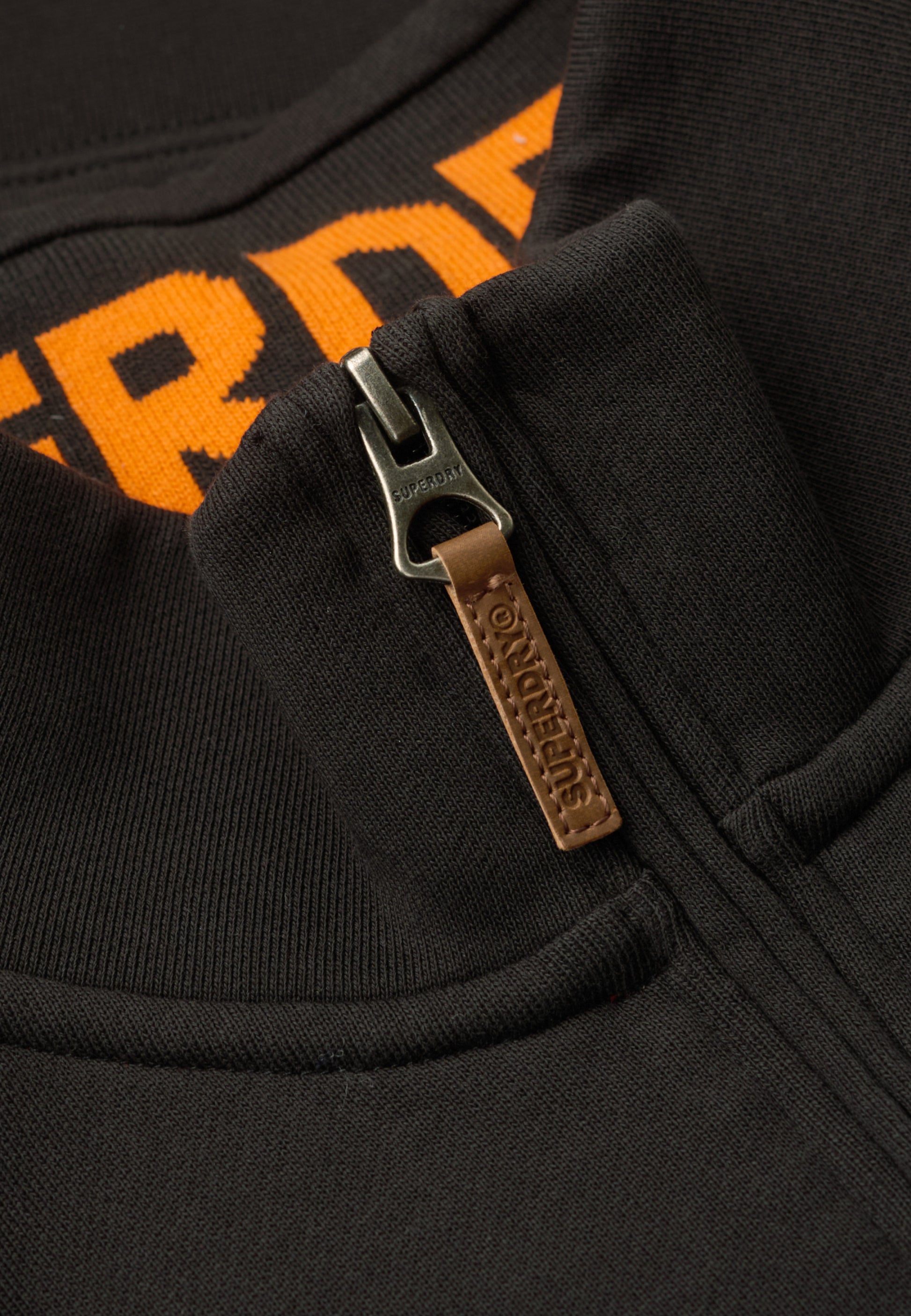 Core Logo Henley (4)