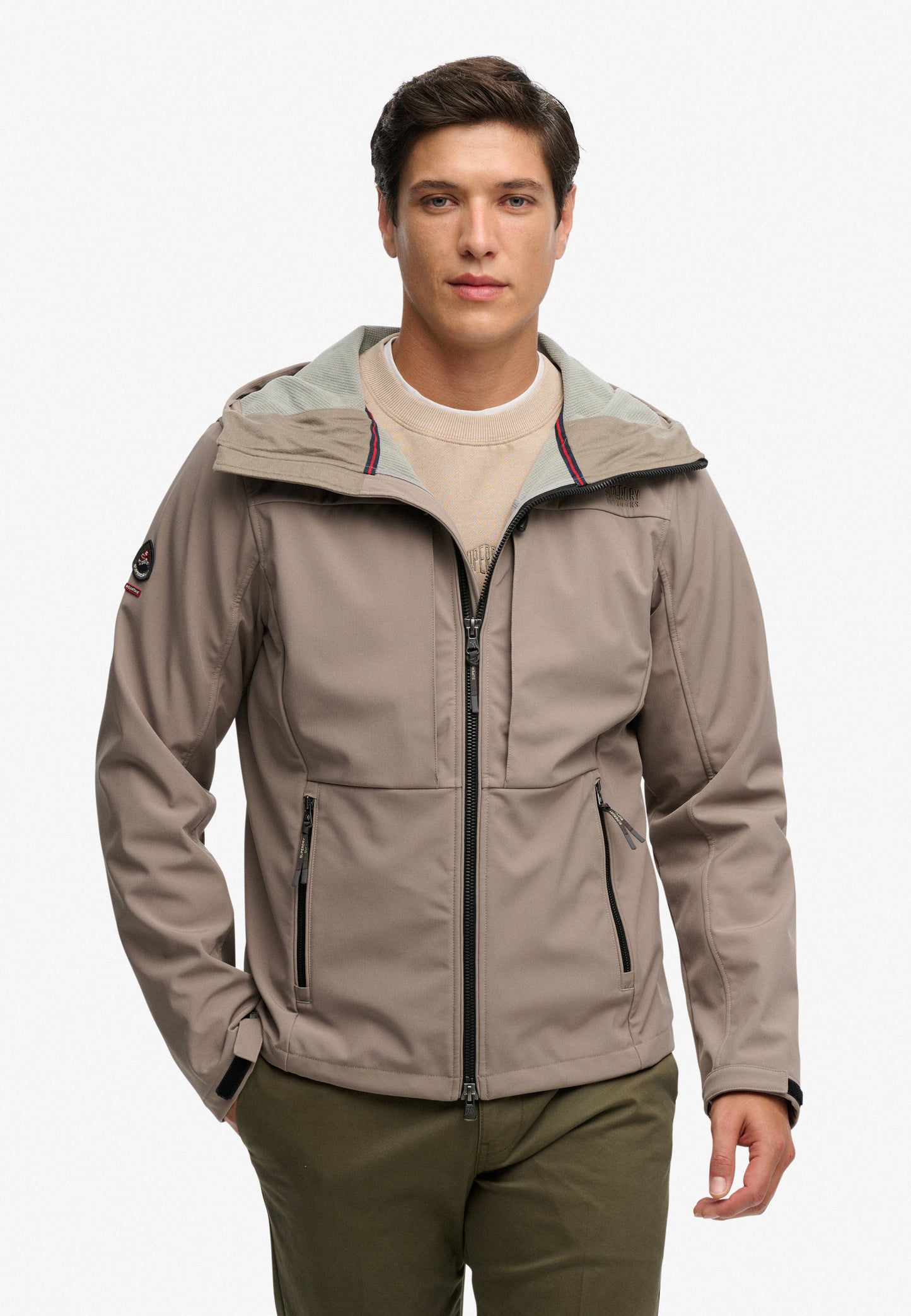 Hooded Softshell Trekker Jacket (4)