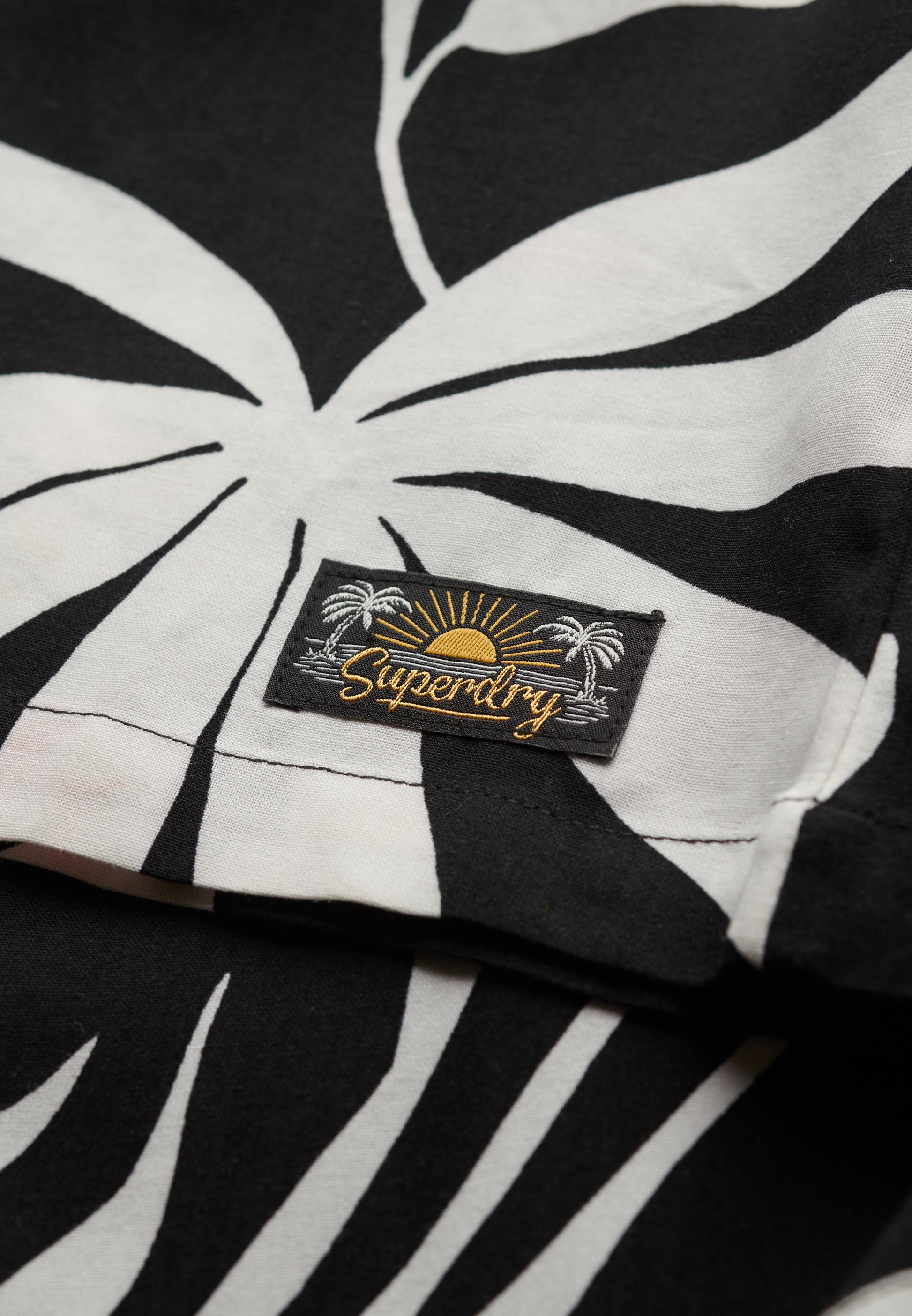 Beach Resort Shirt (3)